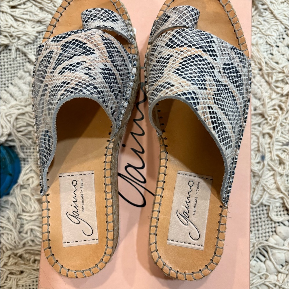 Anthropologie Gaimo snake print Sandal 7.5